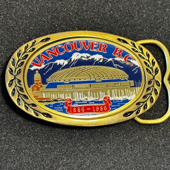 Heritage Buckles‎ Brass Belt Buckle Vancouver B.C. 100th Anniversary Skyline